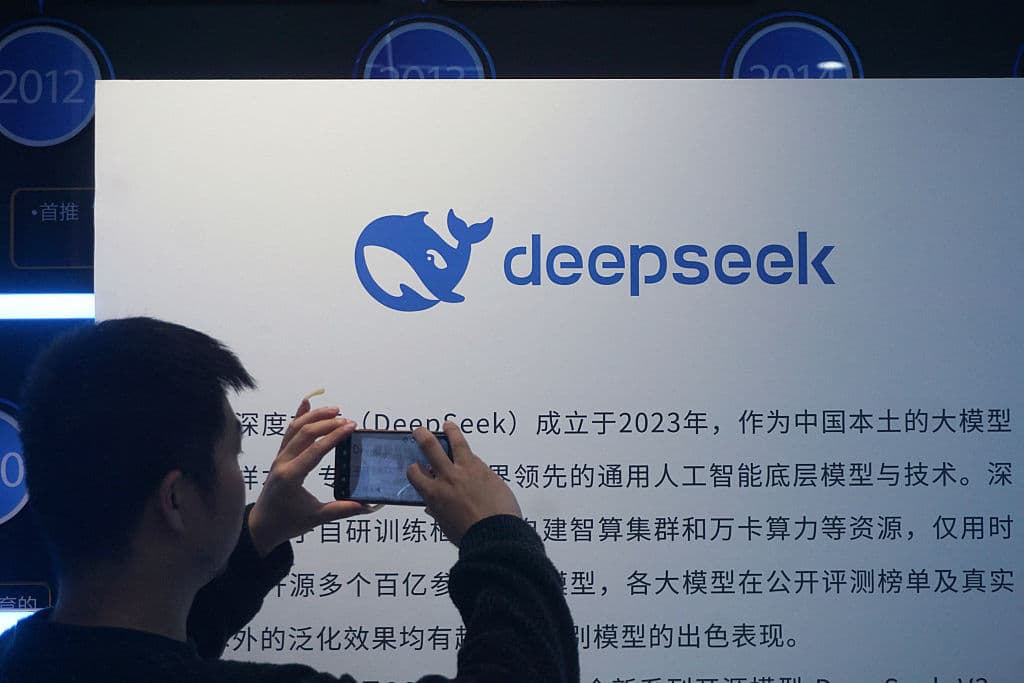 DeepSeek Narrows Performance Gap With Leading AI Models